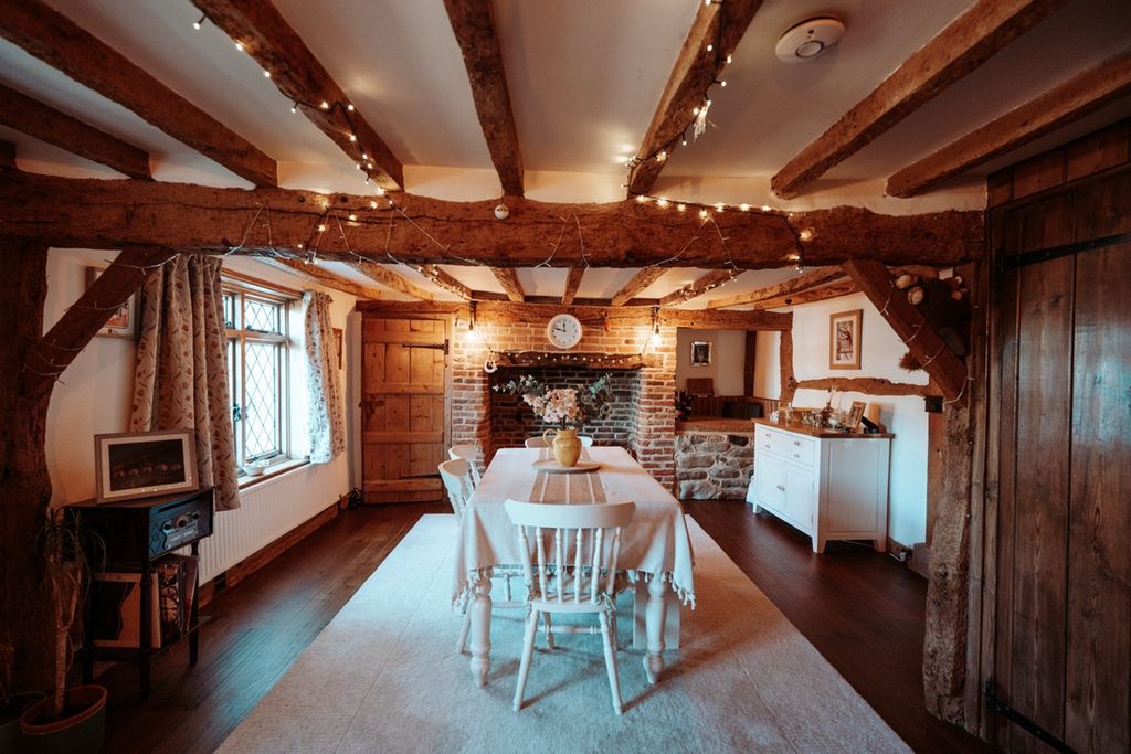 Property photo 3 of 22