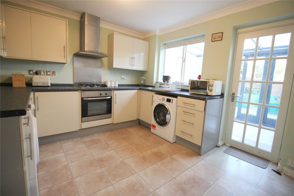 Property photo 3 of 9 Picture No. 83