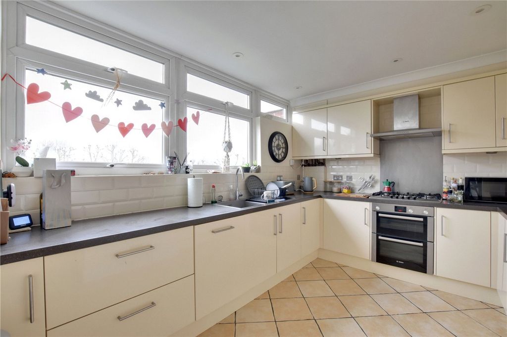 Property photo 3 of 15 Picture No. 25