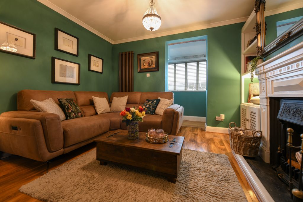 Property photo 3 of 23