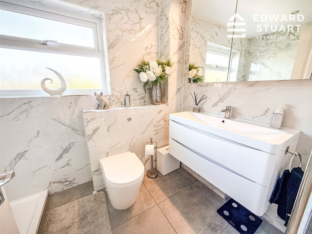 Property photo 2 of 12 Picture No. 01