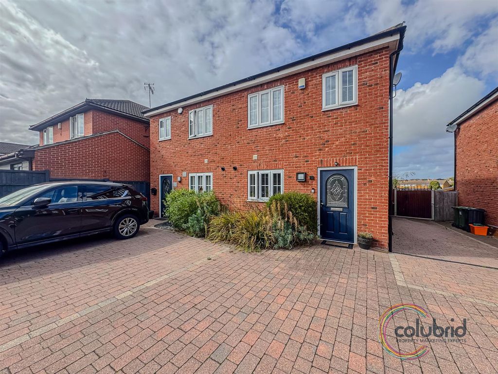 Property photo 1 of 34