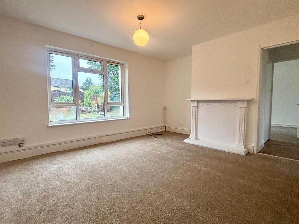 Property photo 2 of 10 Lounge