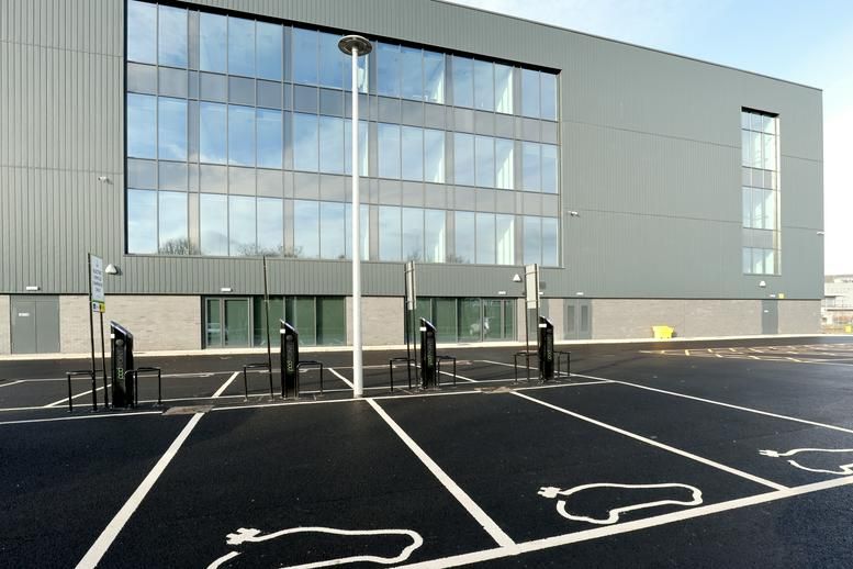 Property photo 2 of 17