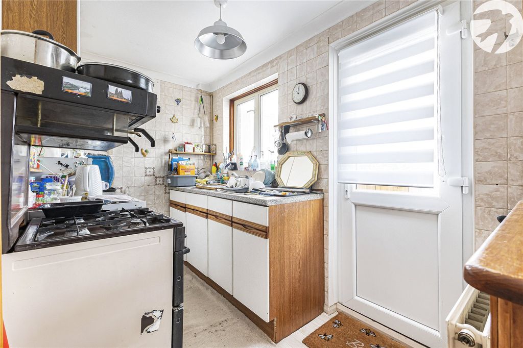 Property photo 3 of 18 Picture No. 20