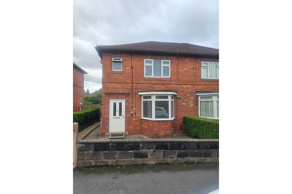 Property photo 1 of 18