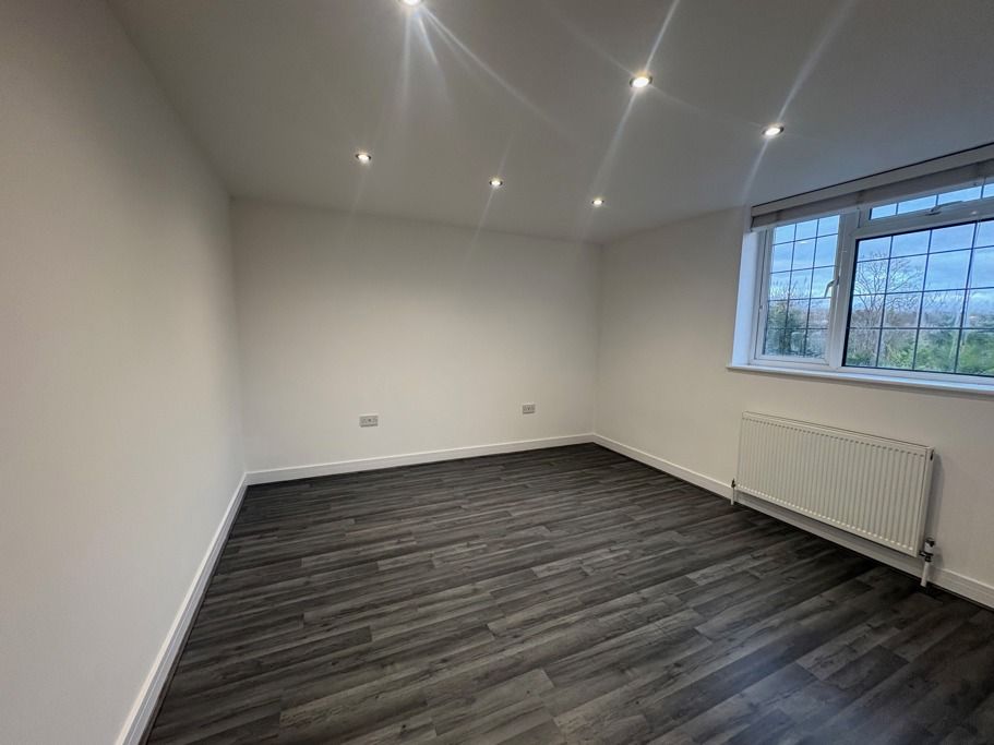 Property photo 3 of 8 Jpeg