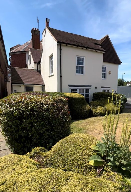 Property photo 1 of 12