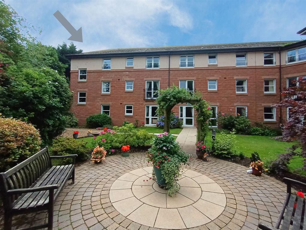 Property photo 1 of 17 Front Bs Arr.Jpg