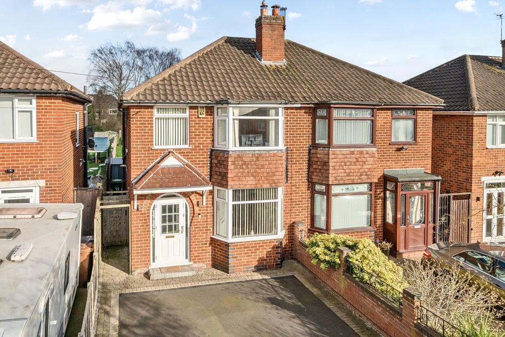 Property photo 2 of 18 1428923-1-69B18A776F61d