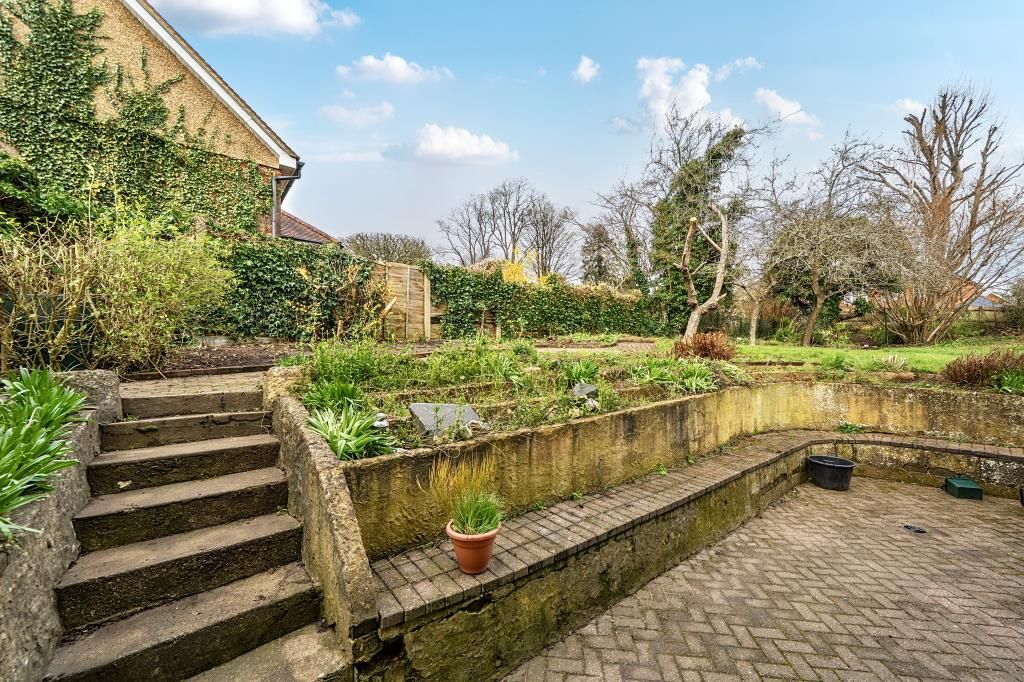 Property photo 3 of 21 Garden