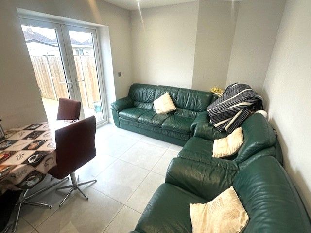 Property photo 2 of 4