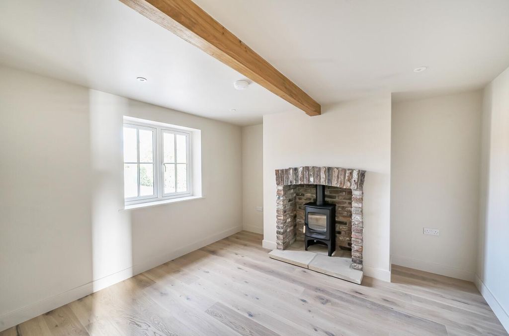 Property photo 3 of 30 1346701-23-68c9980A9Aef0.Jpg