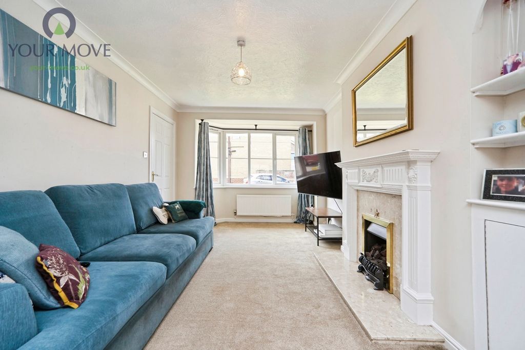 Property photo 3 of 27 Pbox-Img.Jpg