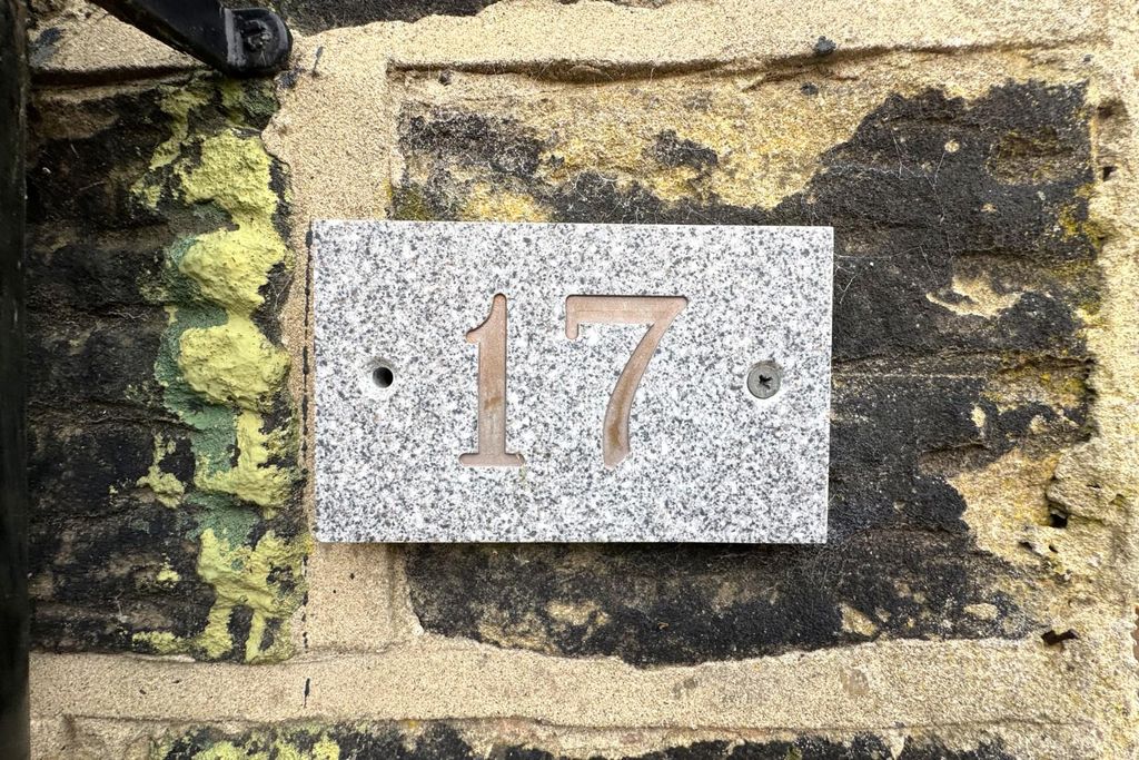 Property photo 2 of 17 Photo 05-12-2025, 10 29 44 Am.Jpg