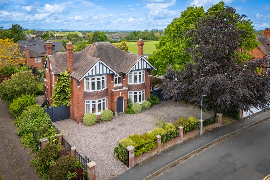 Property photo 1 of 37