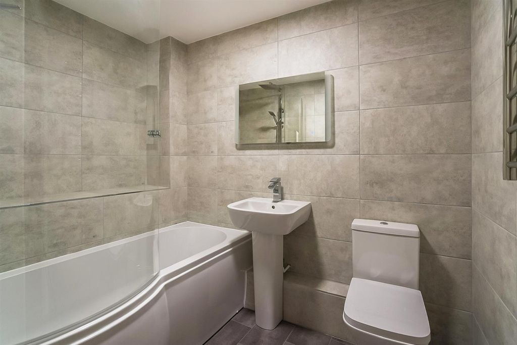 Property photo 2 of 12 Ph1_3760944.Jpg