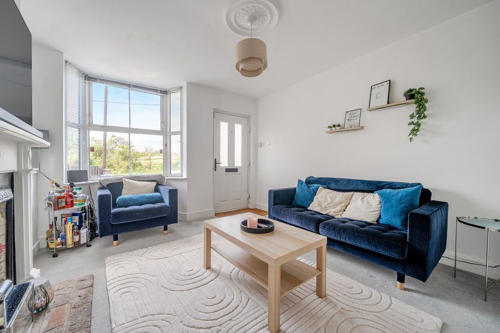 Property photo 2 of 20 1496360-3-6A67235...