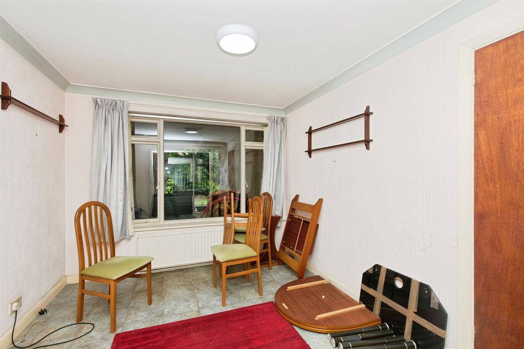 Property photo 3 of 16