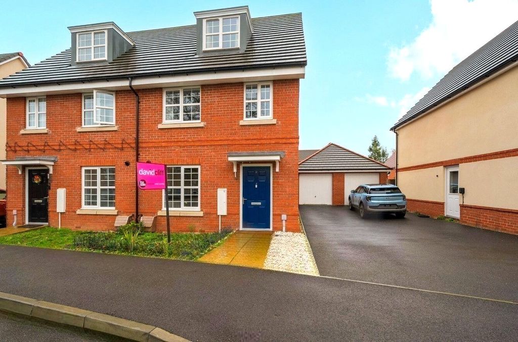 Property photo 1 of 20 Picture No. 32