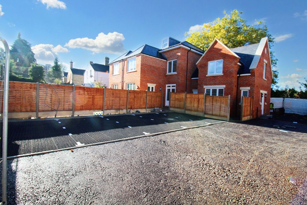 Property photo 2 of 13