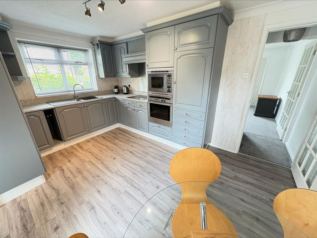 Property photo 3 of 19 E50Aa40A-1F47-40B3-87B8-Dde70519B9d6.Jpg