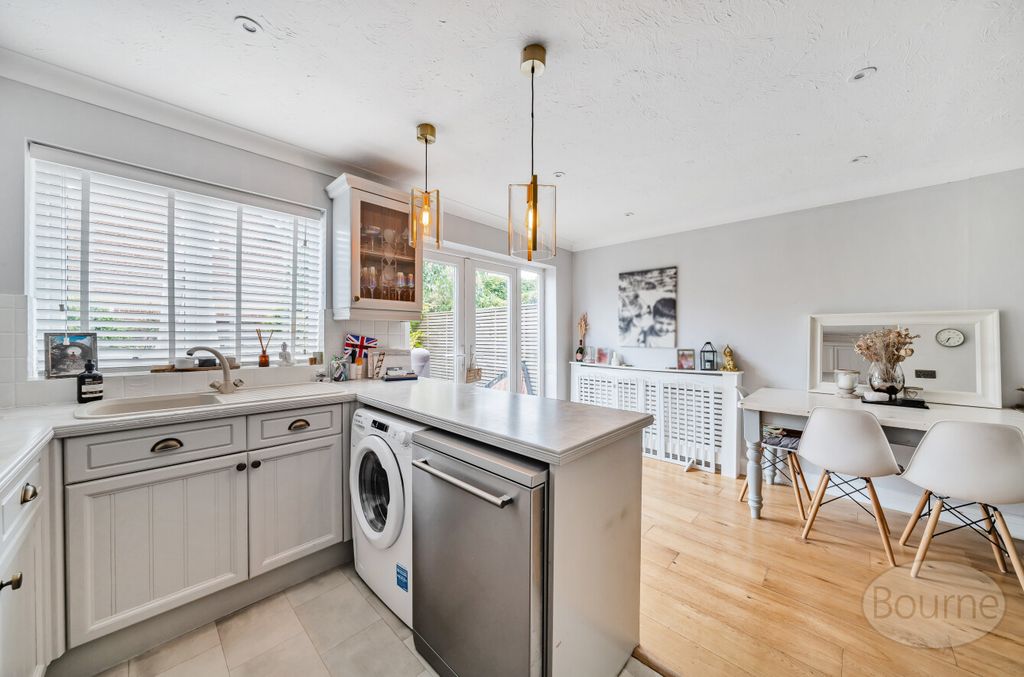 Property photo 2 of 10 64F70B96-d588-4Bb...