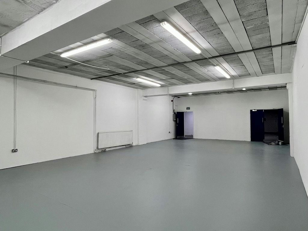 Property photo 2 of 5 Littleton Unit 6 4.Jpg