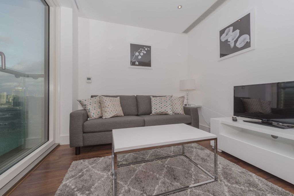 Property photo 3 of 13 Reception Room