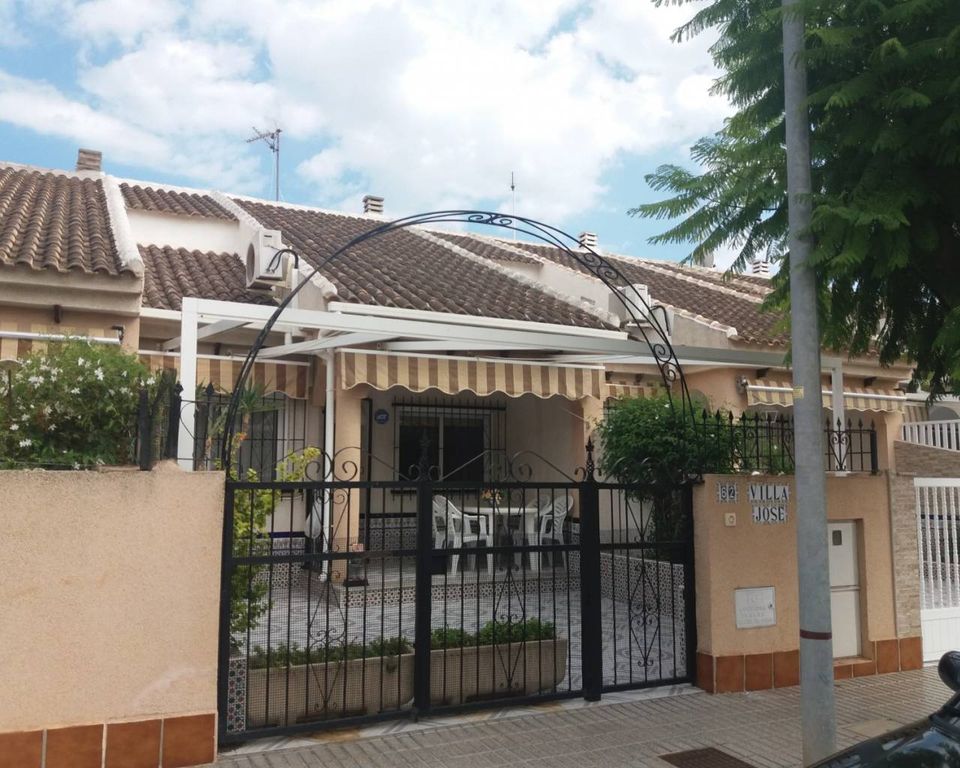 Property photo 1 of 27