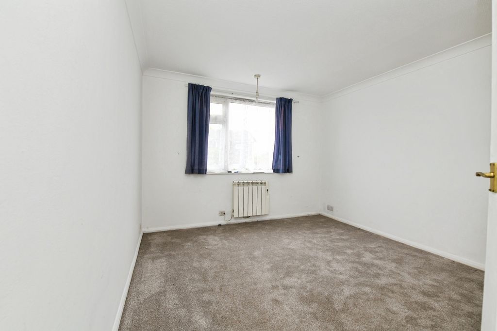 Property photo 3 of 11 Photo