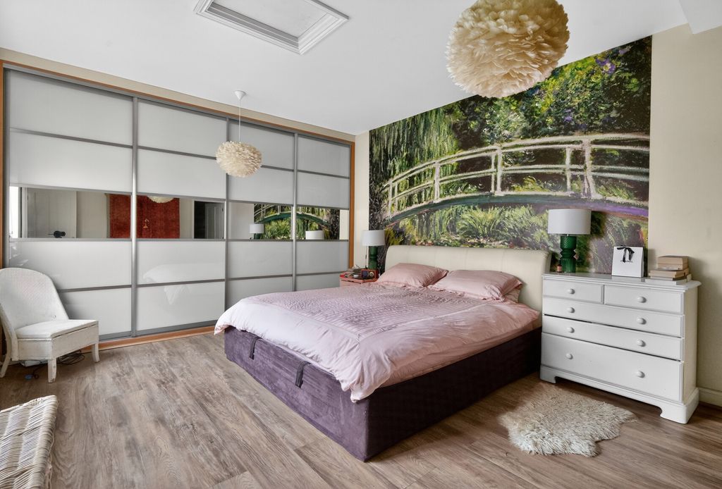 Property photo 3 of 18 1436960-13-69c6Bd...