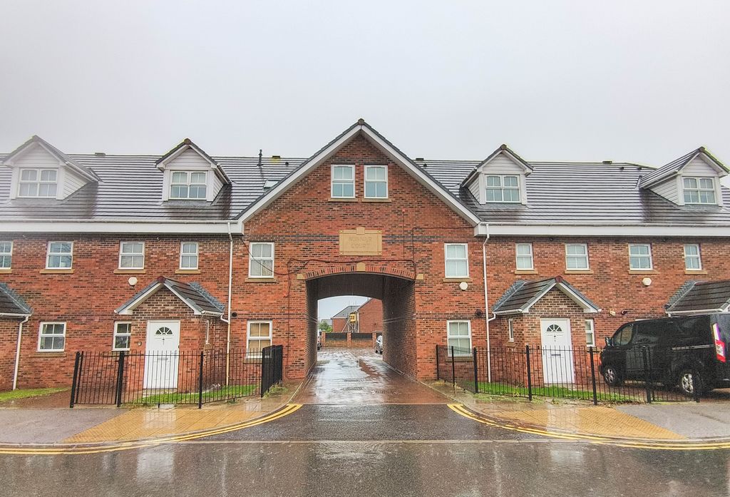 Property photo 1 of 15