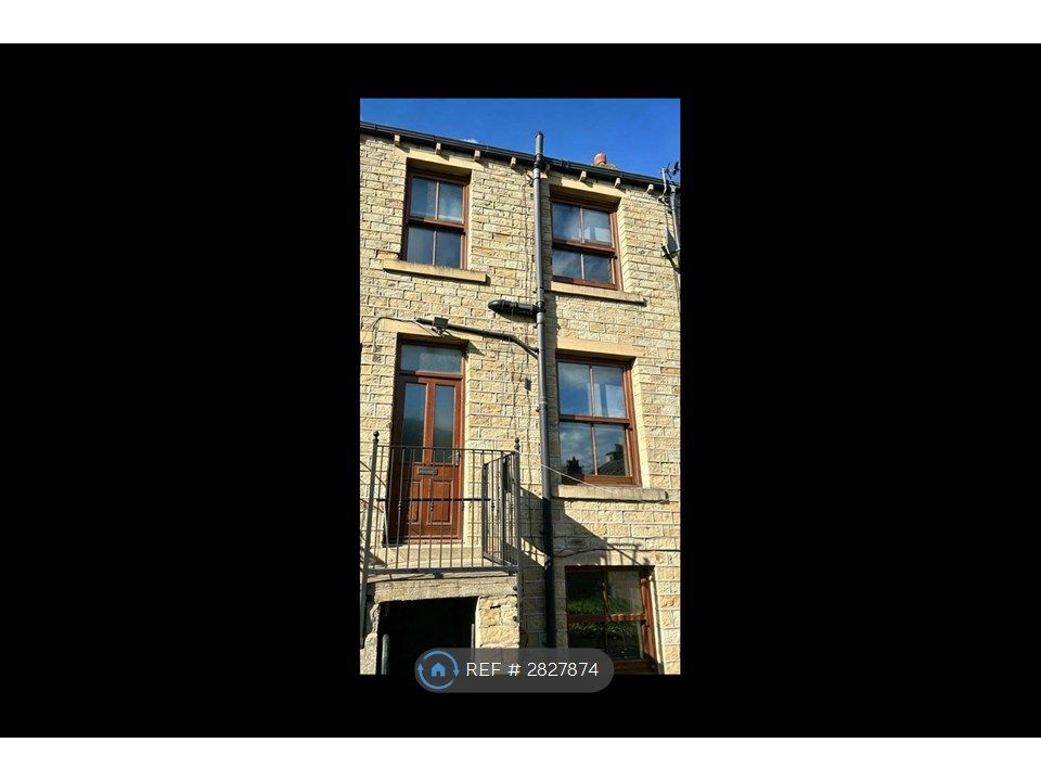 Property photo 1 of 2
