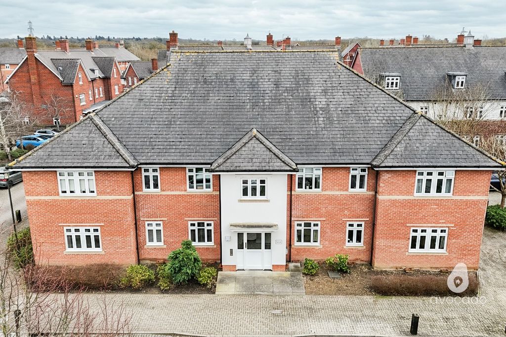 Property photo 2 of 12 4949432