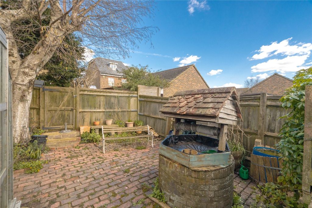Property photo 3 of 27 Picture No. 44