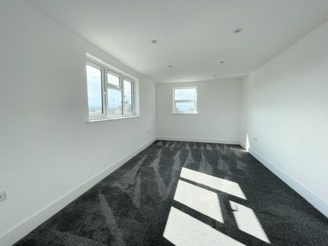 Property photo 2 of 7 2178372