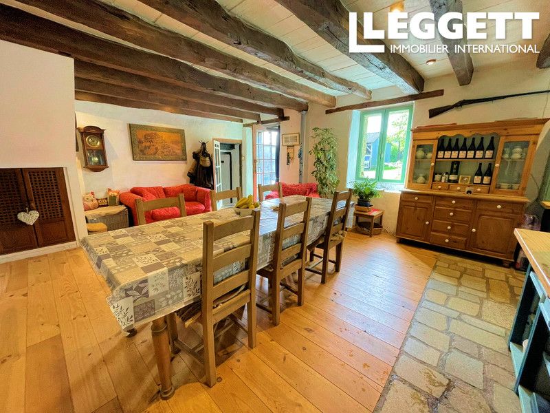 Property photo 3 of 10