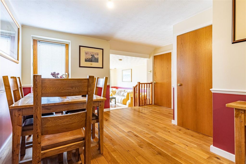 Property photo 3 of 28 Reduit The Green (14).Jpg