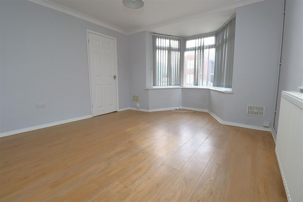Property photo 2 of 18 Img_0819.Jpg