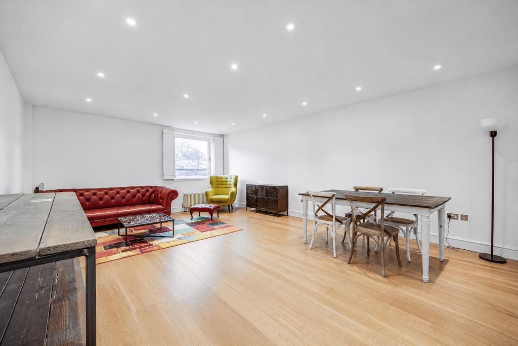 Property photo 2 of 10 1.Png