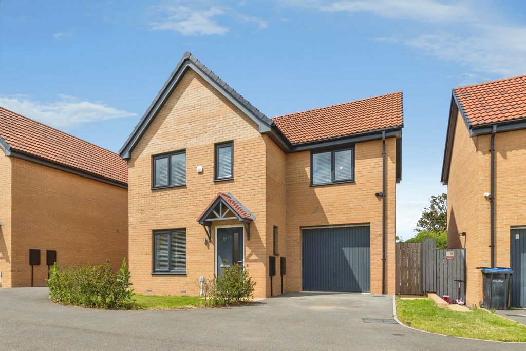 Property photo 1 of 18 Pbox-Img.Jpg