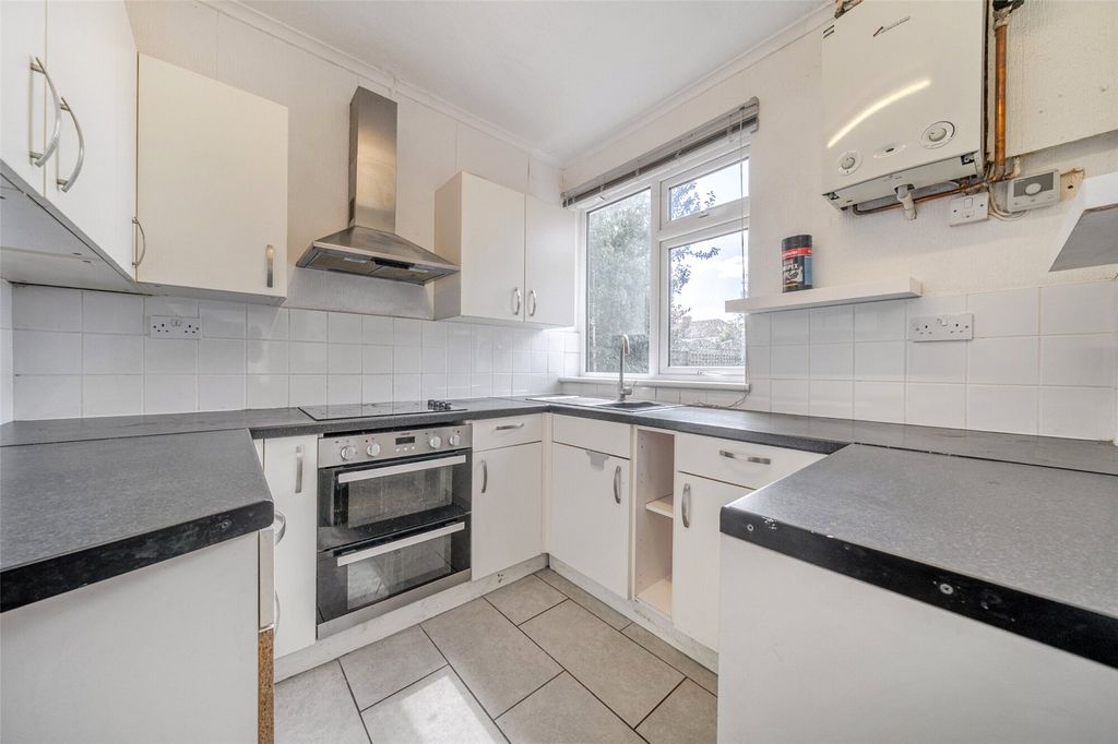 Property photo 3 of 11 Picture No. 40