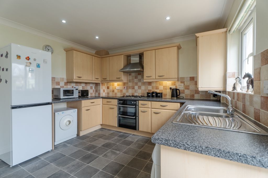 Property photo 2 of 22 Dsc00777-Hdr