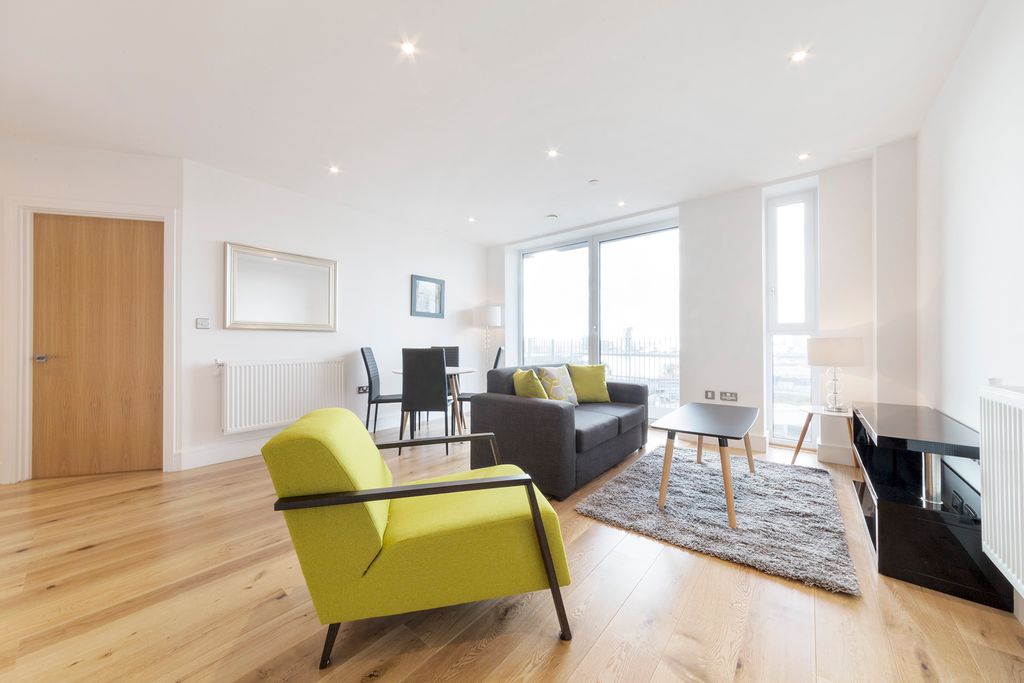 Property photo 1 of 13 Photo 9