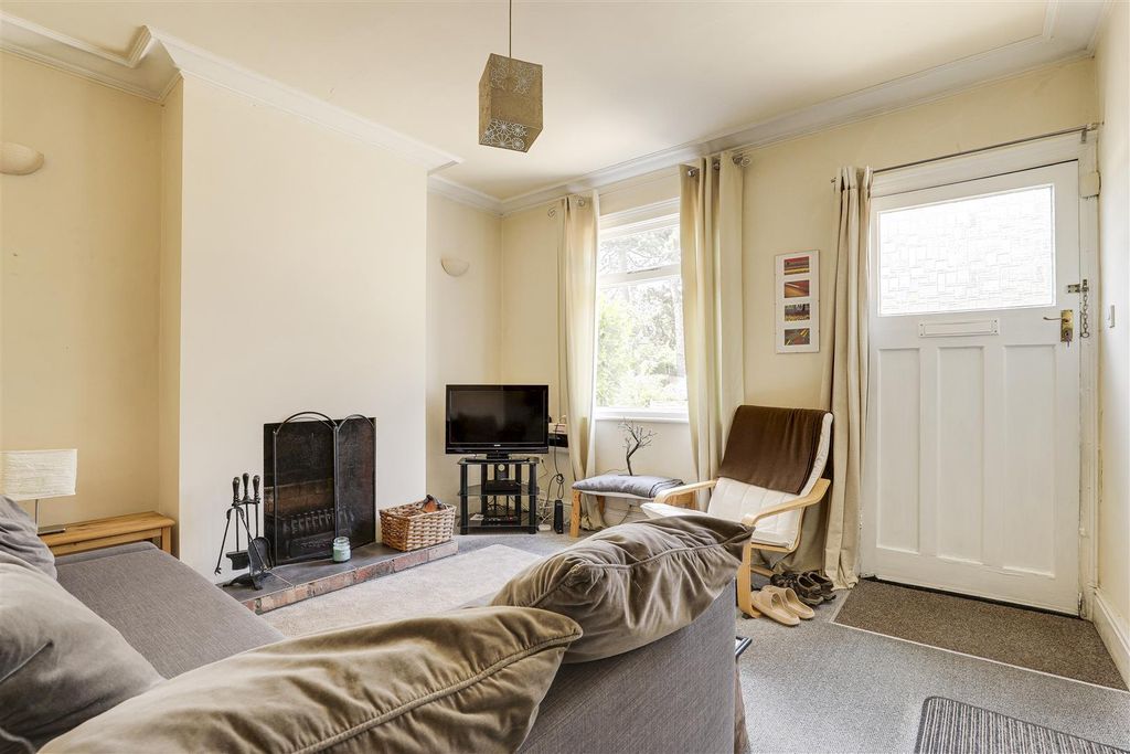 Property photo 3 of 19 01.Jpg