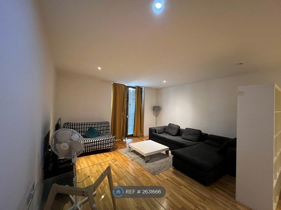 Property photo 3 of 11