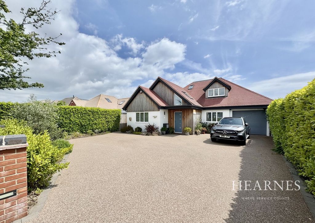 Property photo 1 of 42