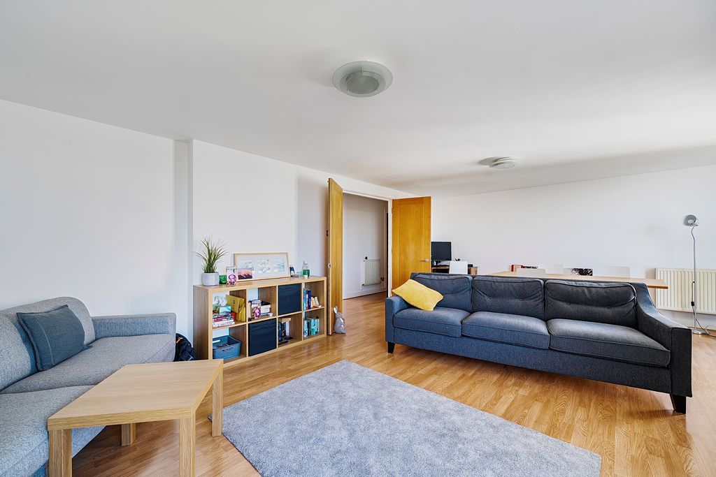 Property photo 3 of 20 Photo 16