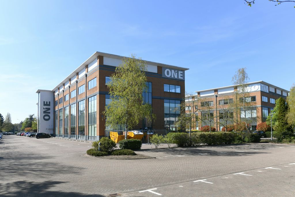 Property photo 3 of 6 Watersidecourt_Reading_Highres73.Jpg